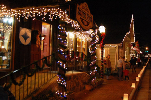 Dillsboro Lights & Luminaries