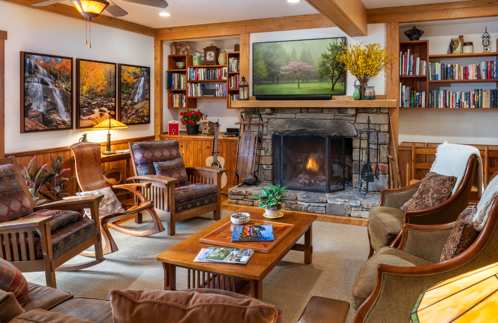 Bent-Creek-Lodge-den-with-fireplace
